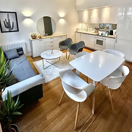Apartment 50m2 Avec Terrasse Idealement Situe *